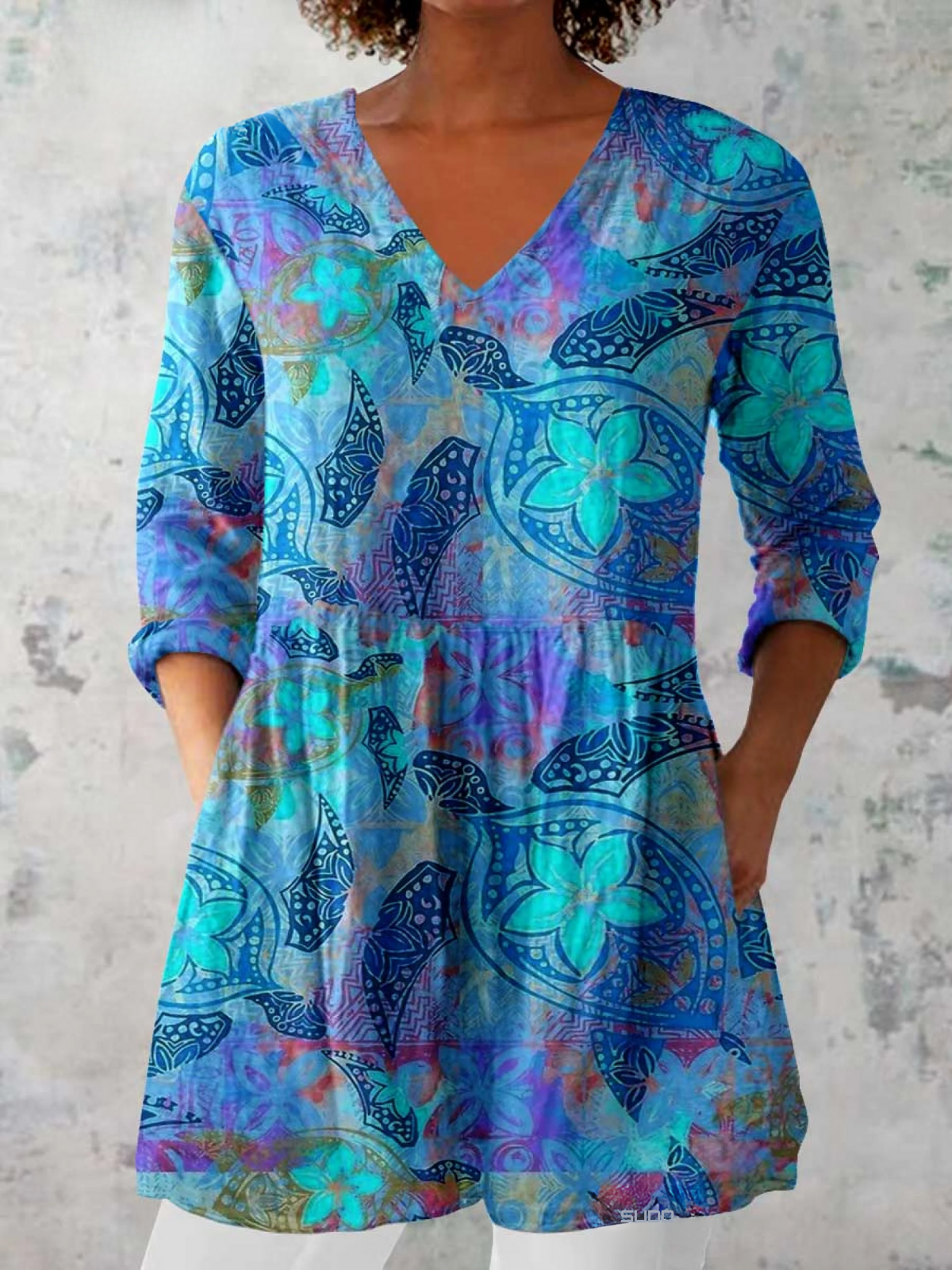 Lilia | Blusa lunga con taglio a V