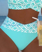 Il bikini adorabile ha incontrato Bh-Snit in Diamantpatron