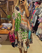 Iris | Casual Jurk met Diepe V-hals en Kleurrijke Print