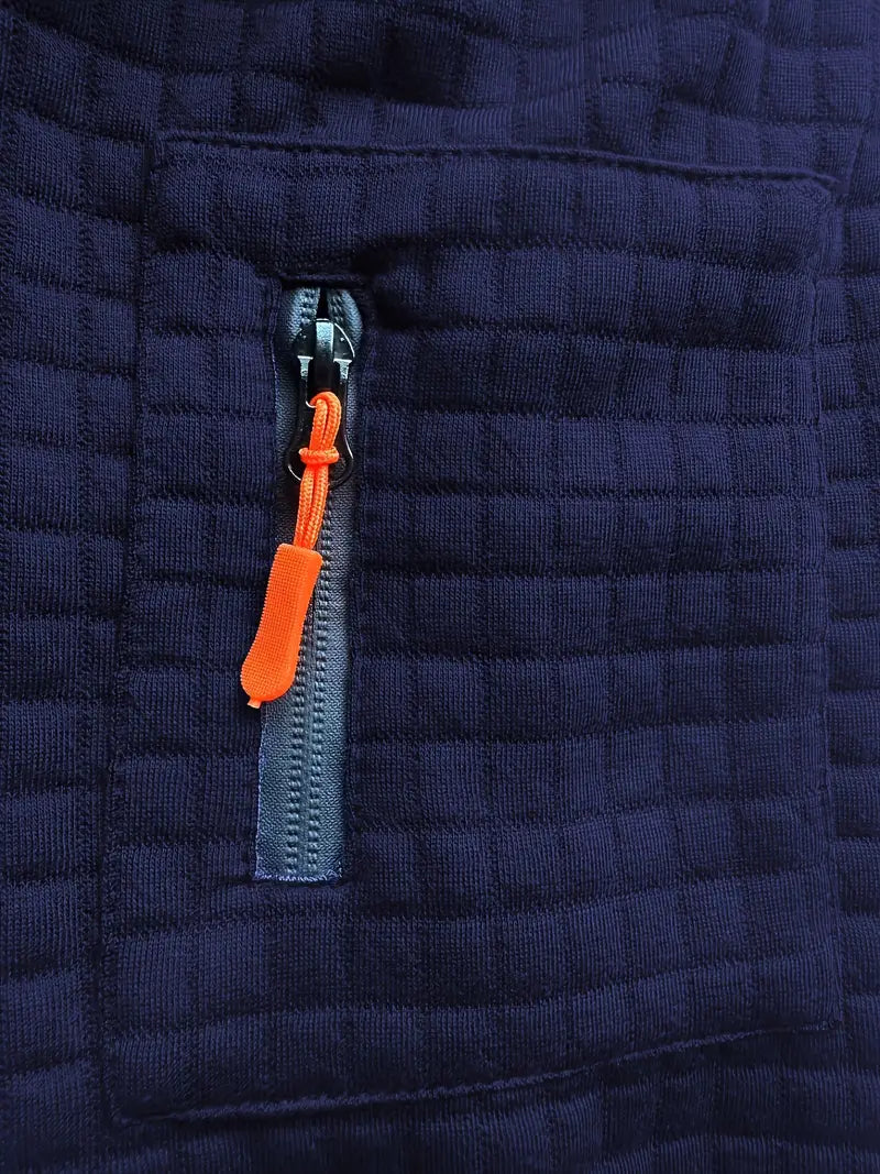 Polo met structuur en zakje op de mouw