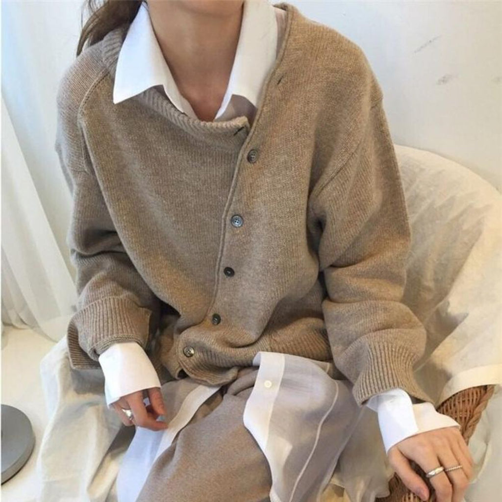 Ester | Comodo Gilet con Speelse Knopen Detail
