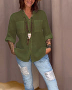 Effen shirt met zakken en eenvoudige knopen