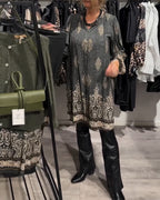 VINTAGE REVERSJURK MET PRINT EN KNOPEN