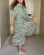 Nina | Jurk met Stippen en Geometrische Print