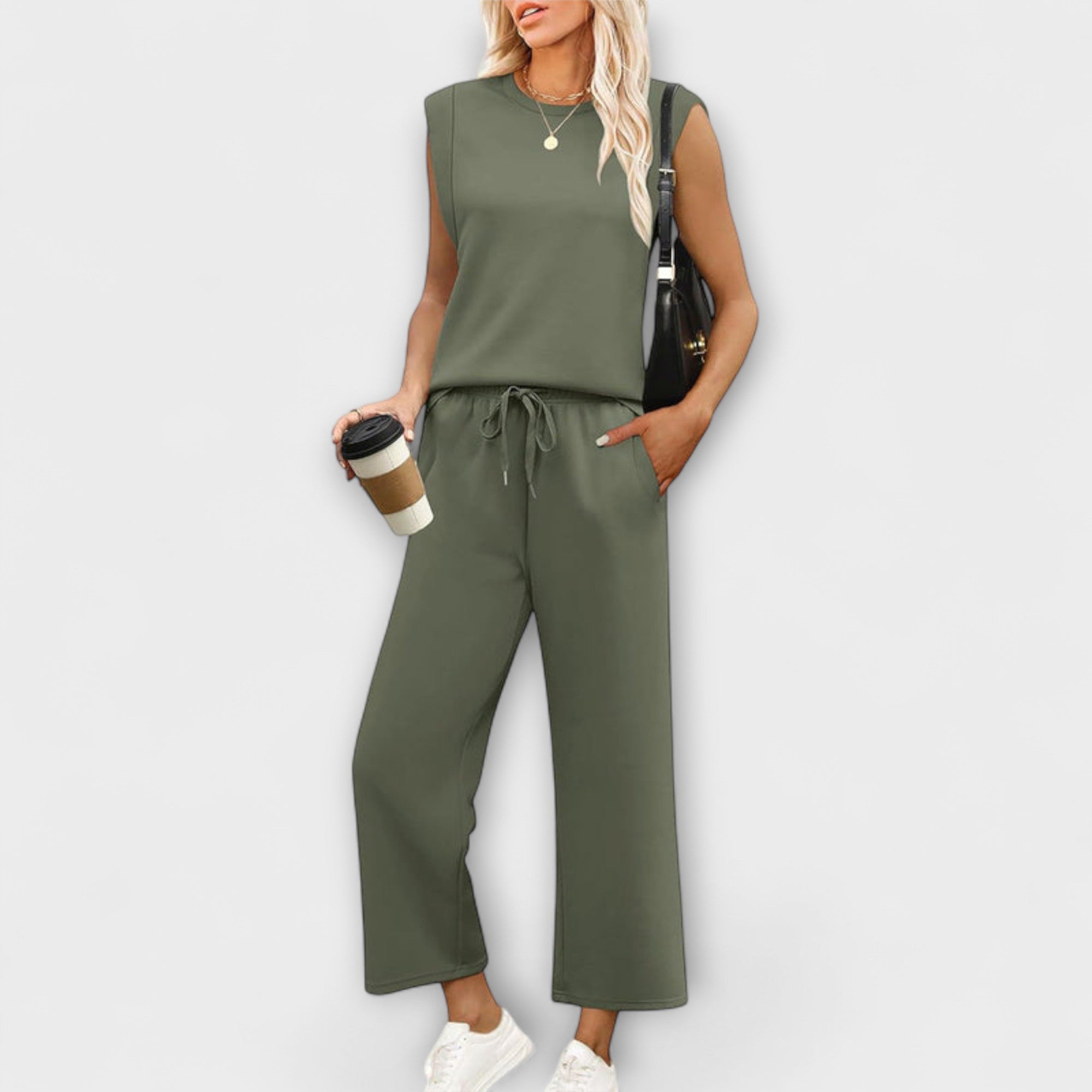 Lourdes - Elegante to-stykket damesæt