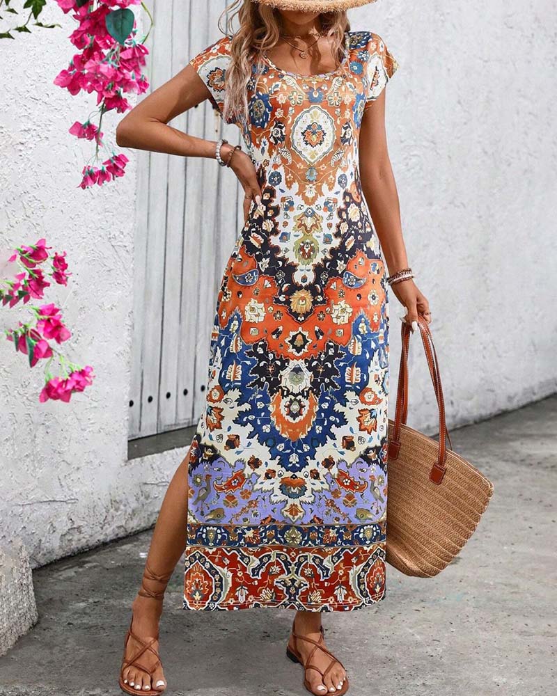 Kleurrijke casual jurk met print en splitten