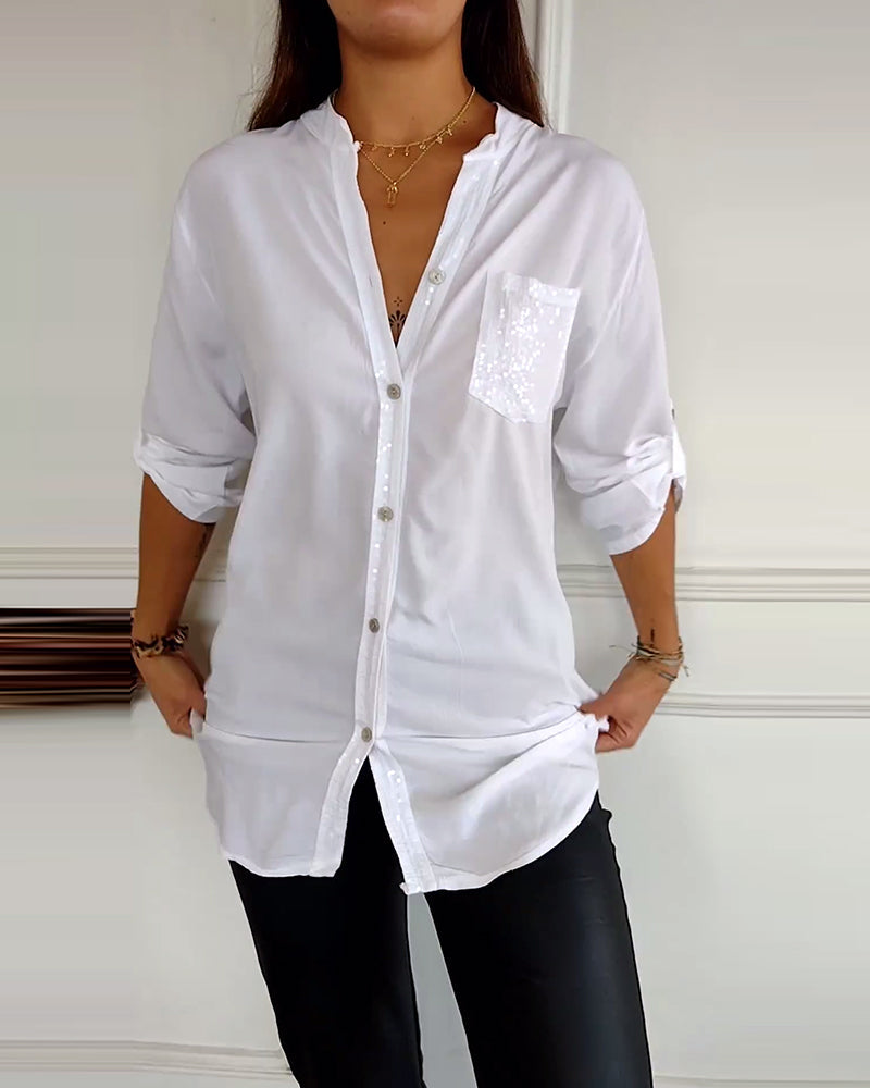 Nina | Casual Top met Pailletteninzet en Knopen