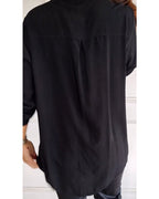 Nina | Casual Top met Pailletteninzet en Knopen