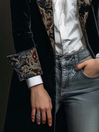 Leontina | Blazer Aderente Stampa Barocca Nera