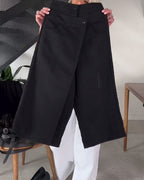 Femke | Eénkleurige Asymmetrische Casual Broek