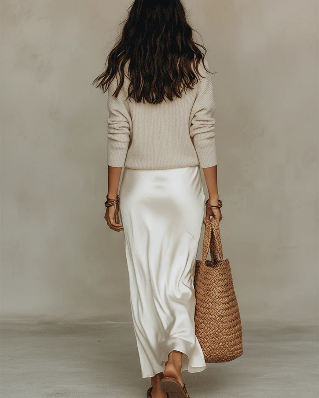 Anja | Elegante Midikjole in raso