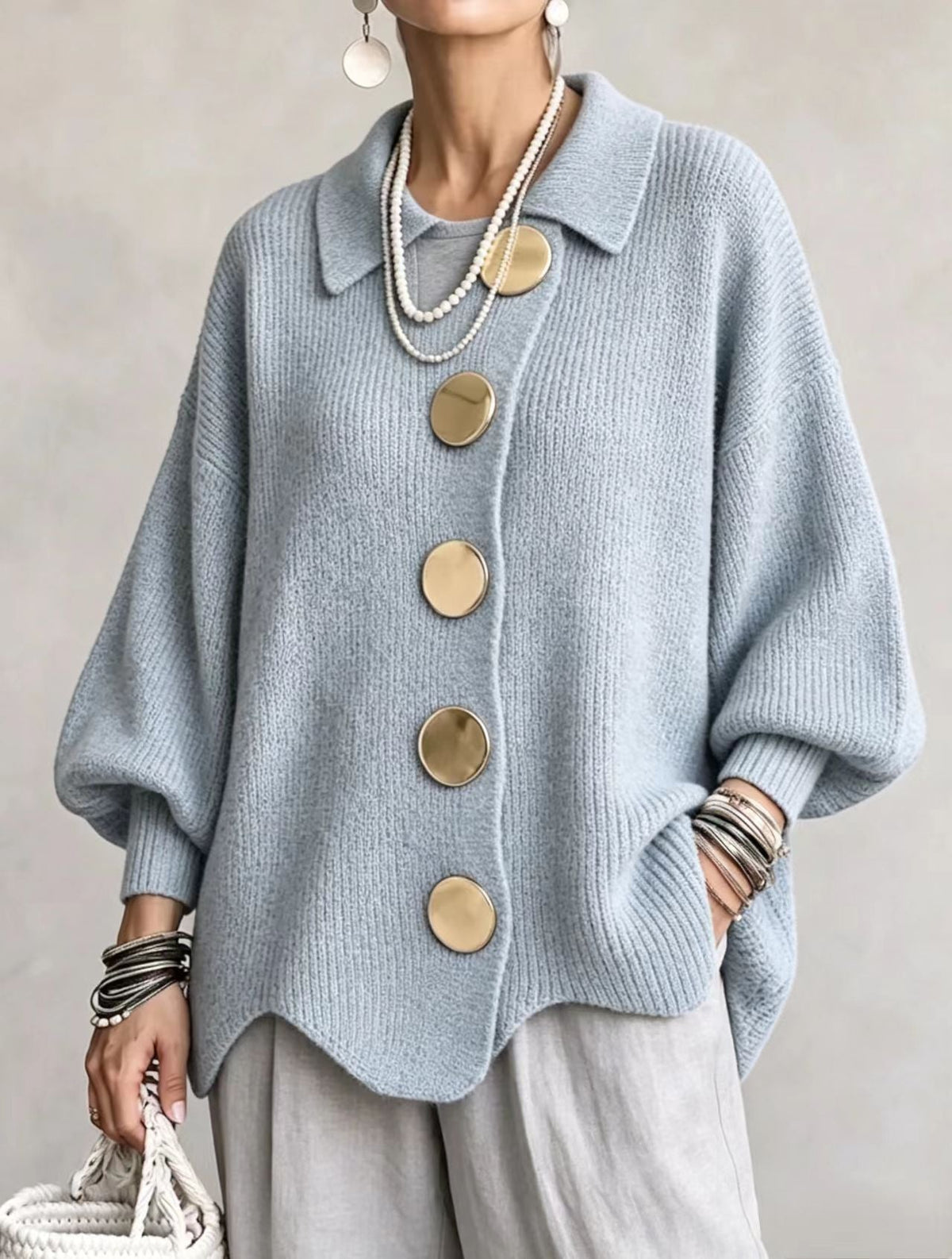 Isadora | Cardigan Oversize con Collo e Bottoni Metallici