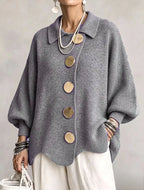 Isadora | Cardigan Oversize con Collo e Bottoni Metallici