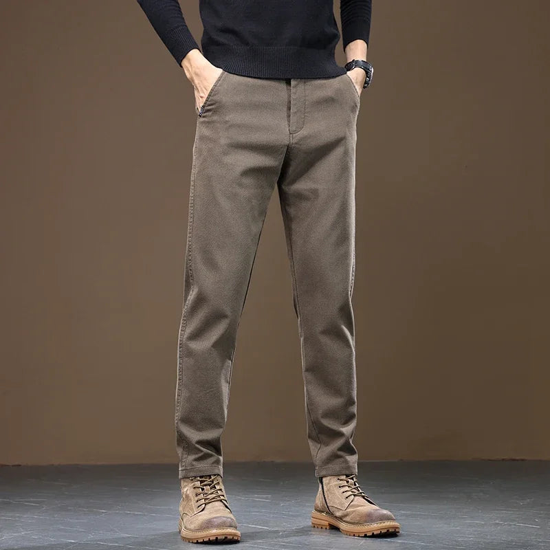 Pantaloni casual dritti per le persone