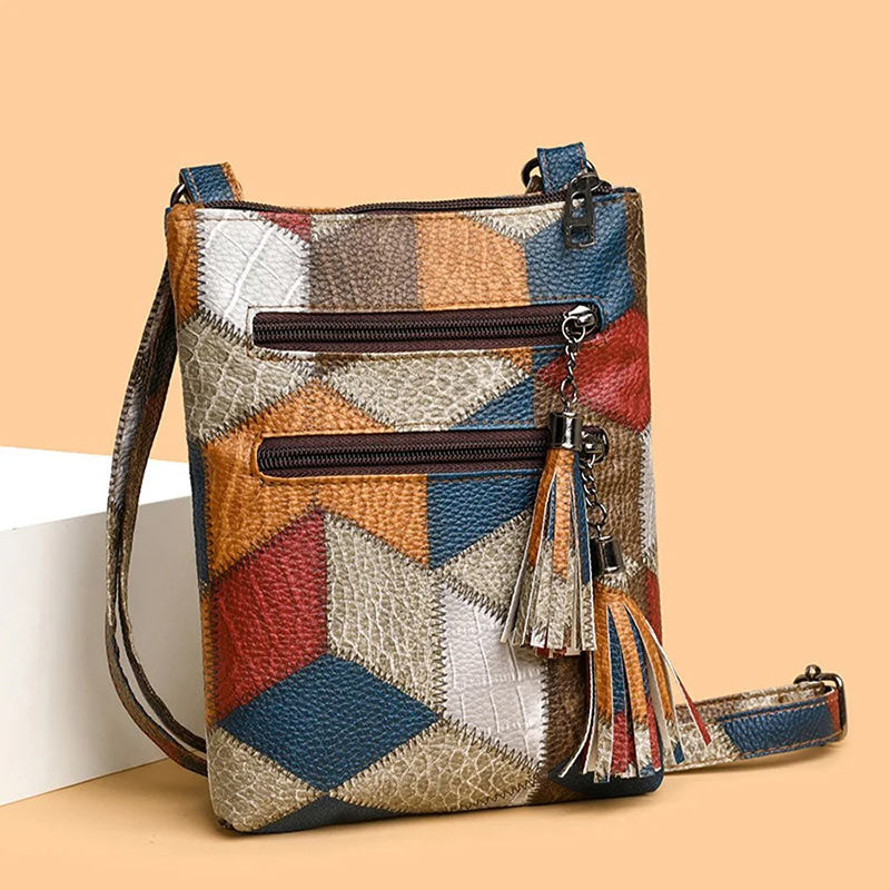 Borsa a Tracolla Colorina con Pompon – Motivo Geometrico Multicolore