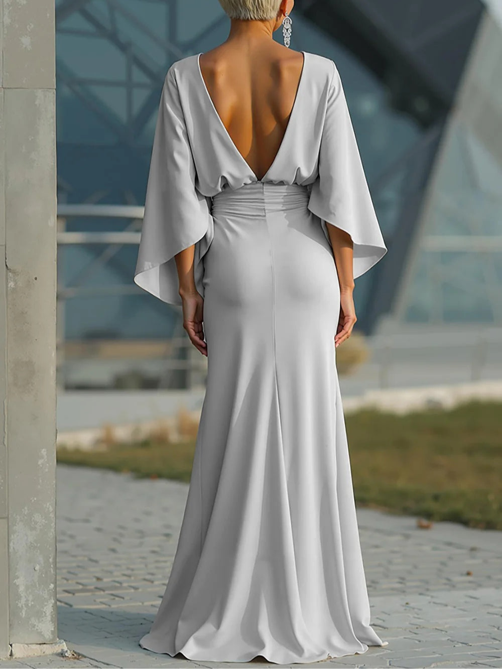 Chiara | Cappotto elegante con scollatura a V, senza maniche e schiena scoperta