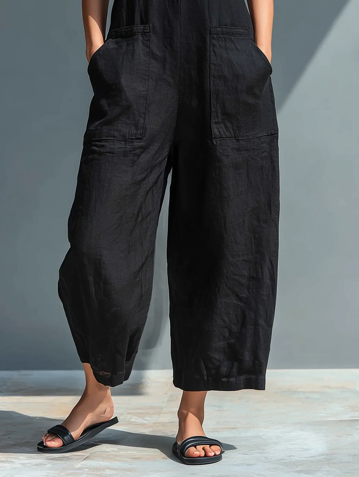 Dorotea | Tuta Minimalista con Collo Coreano