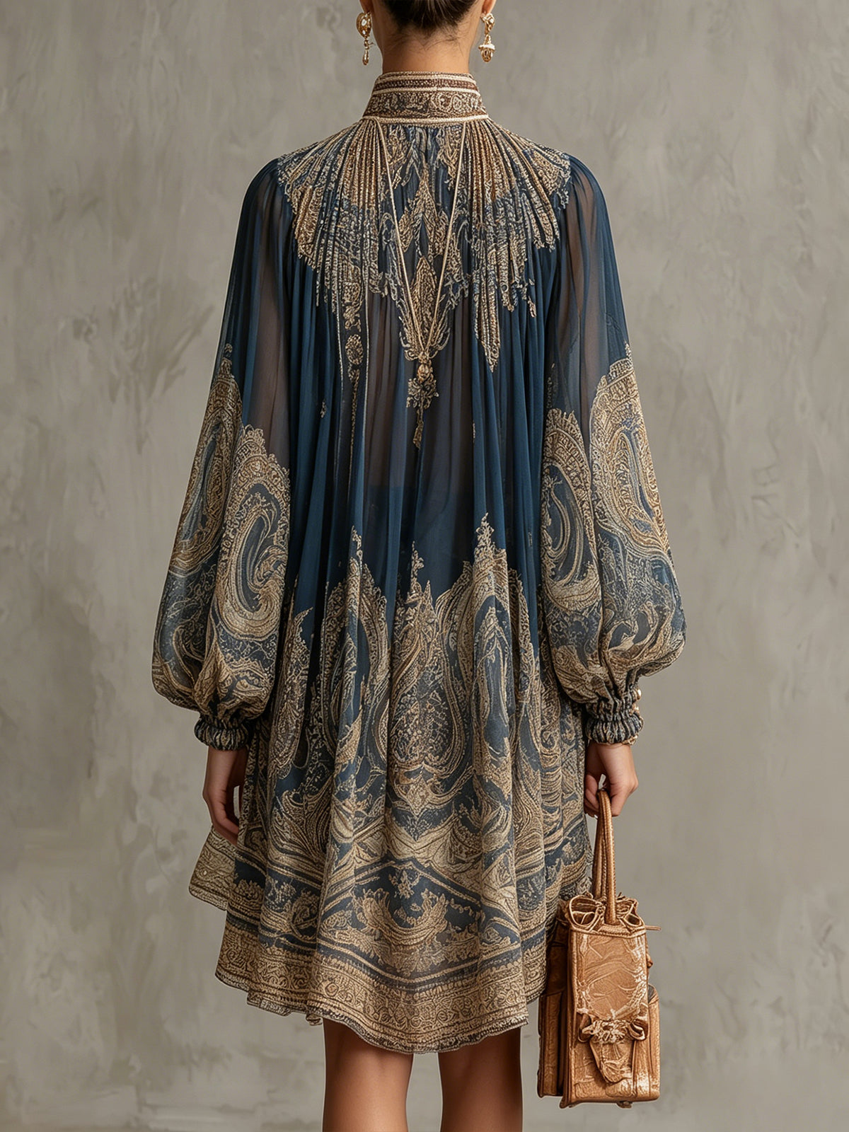 Britt | Asymmetrische Marineblauwe Jurk incontra Barok Print