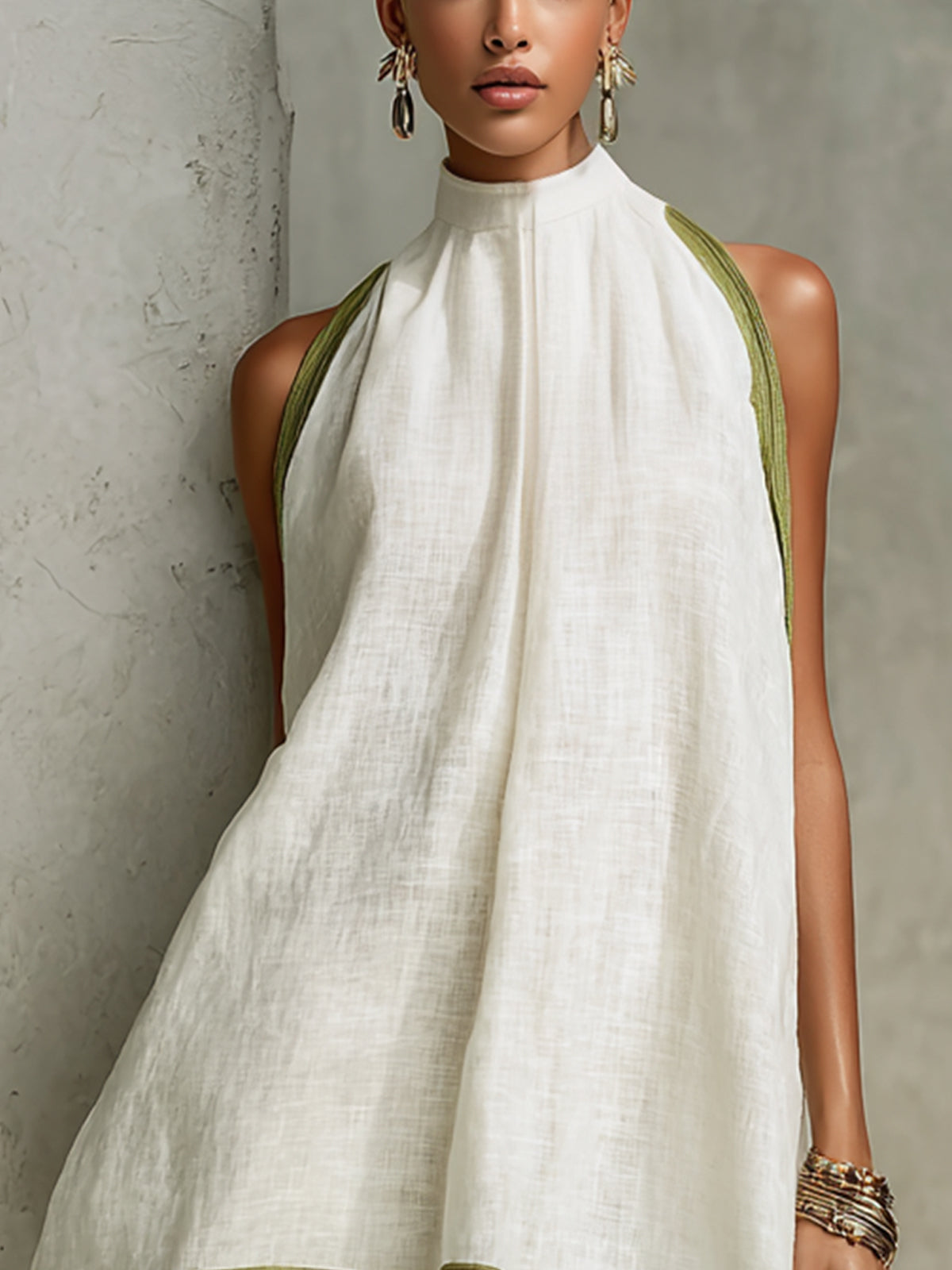 Agata | Mini Abito Trapezio Senza Maniche Bianco e Verde Oliva Floreale