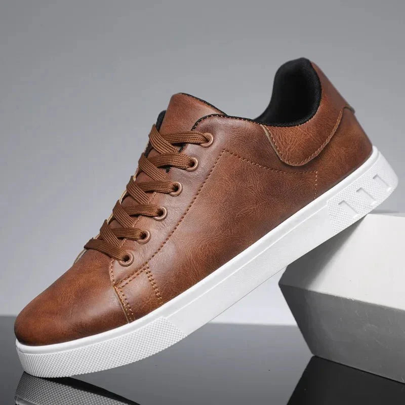 ASTOR™ | TIJDLOZE HEREN SCHOENEN MET ANTISLIPZOOL