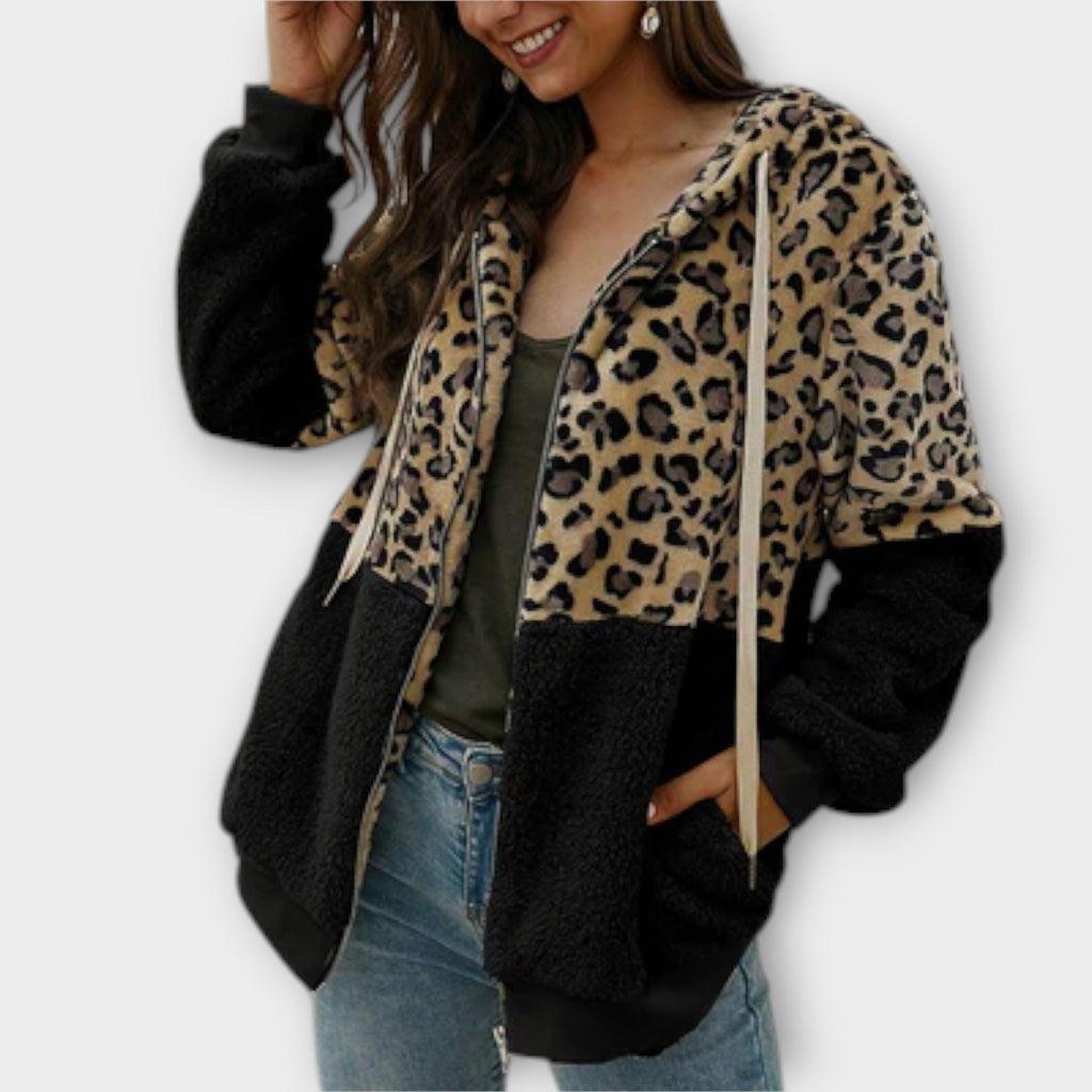 Mernelle™ - Maglione in pile rosso con design leopardato