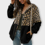 Mernelle™ - Maglione in pile rosso con design leopardato