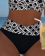 Il bikini adorabile ha incontrato Bh-Snit in Diamantpatron