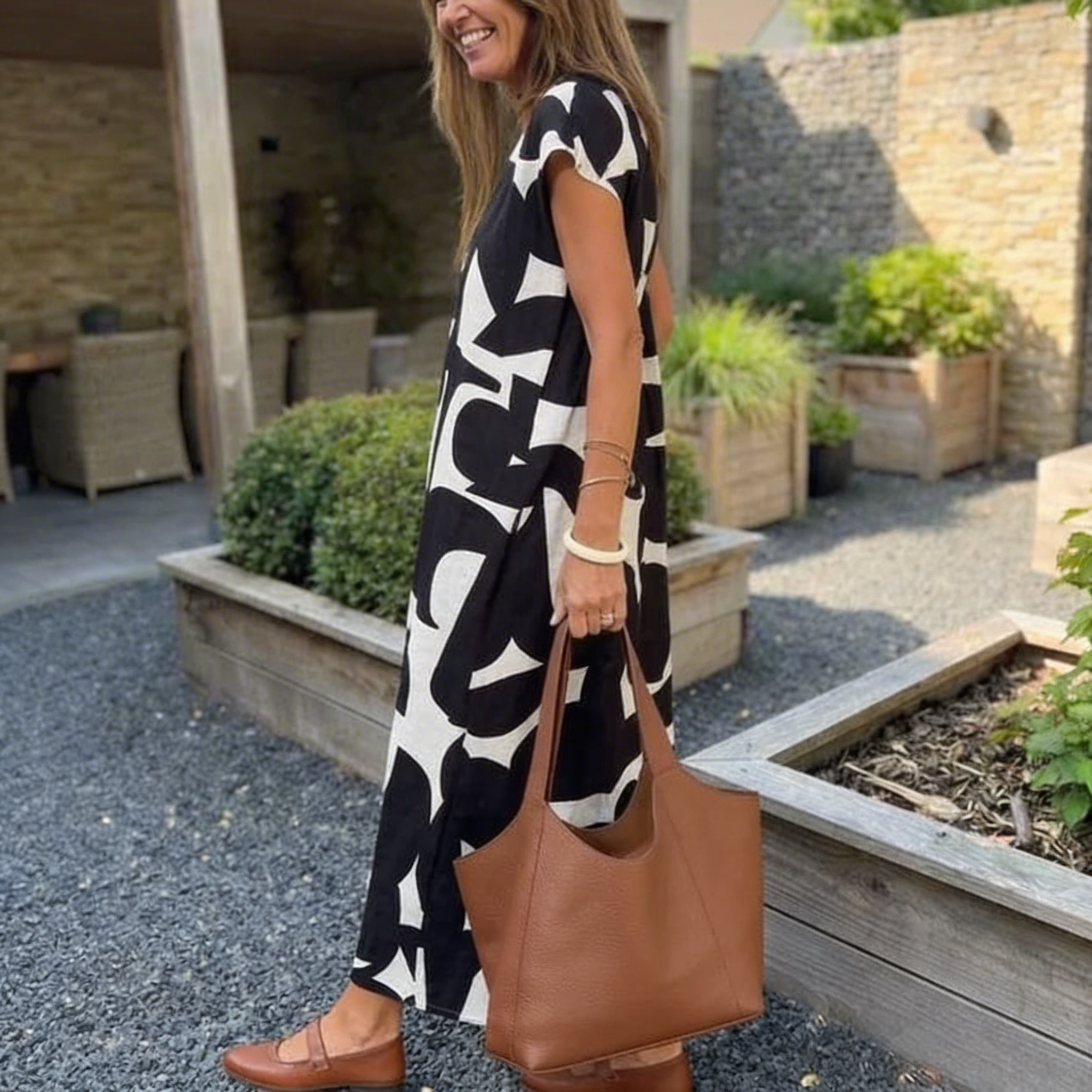 Sara | Jurk met Print en V-hals