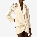 Giada™ – Elegante Broderet Kjole