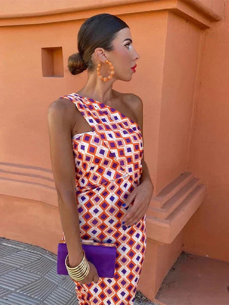 Irmgardi | Un vestito elegante con una spazzolata