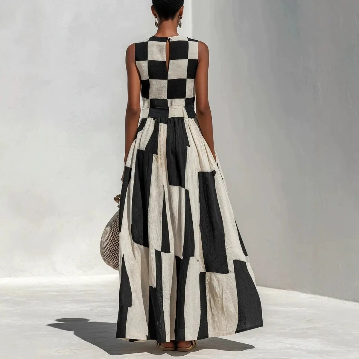 Noa | Abito Maxi Geometrico Bianco e Nero