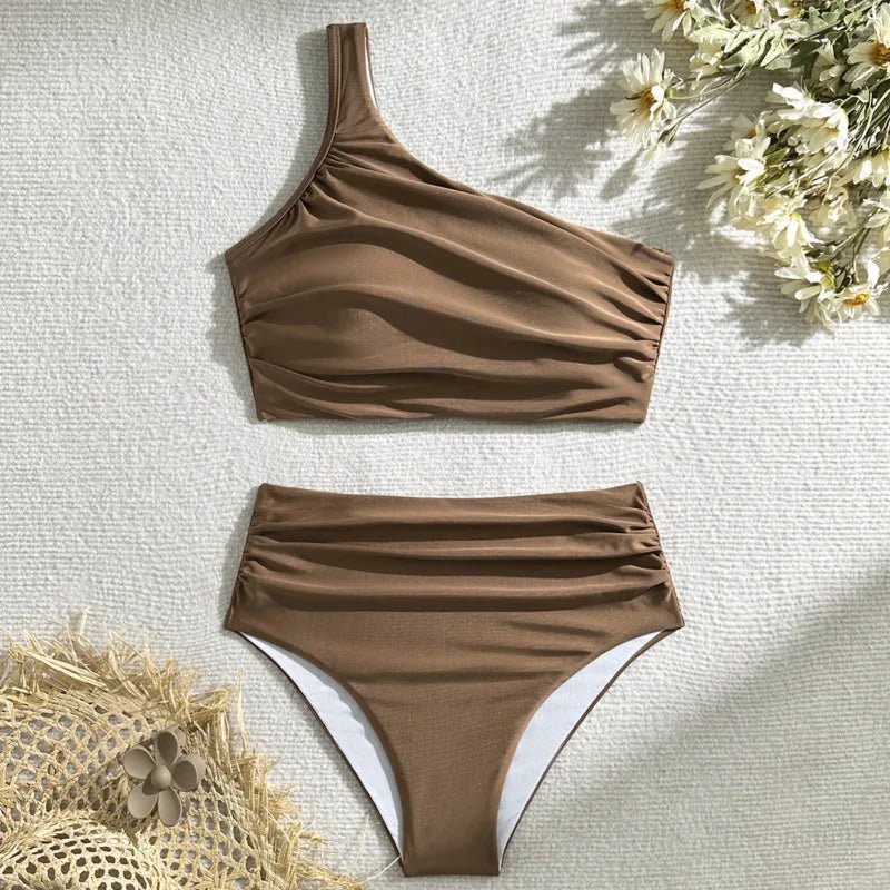 Set bikini a vita alta con una spalla