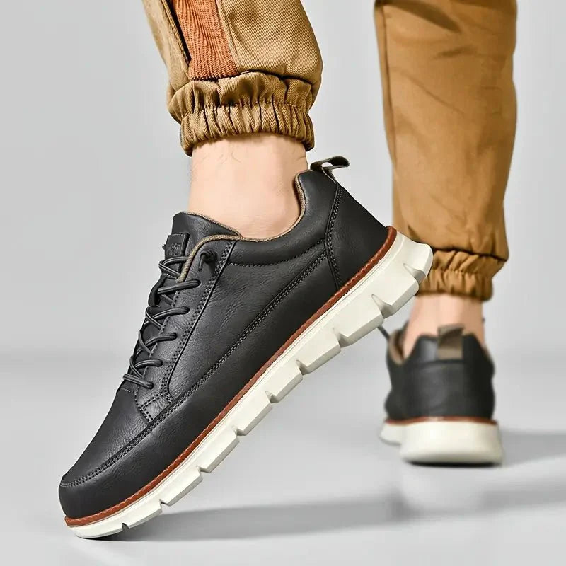 VERONI™ | SNEAKERS MET ZACHTE DEMPING IN ANTISLIPZOOL