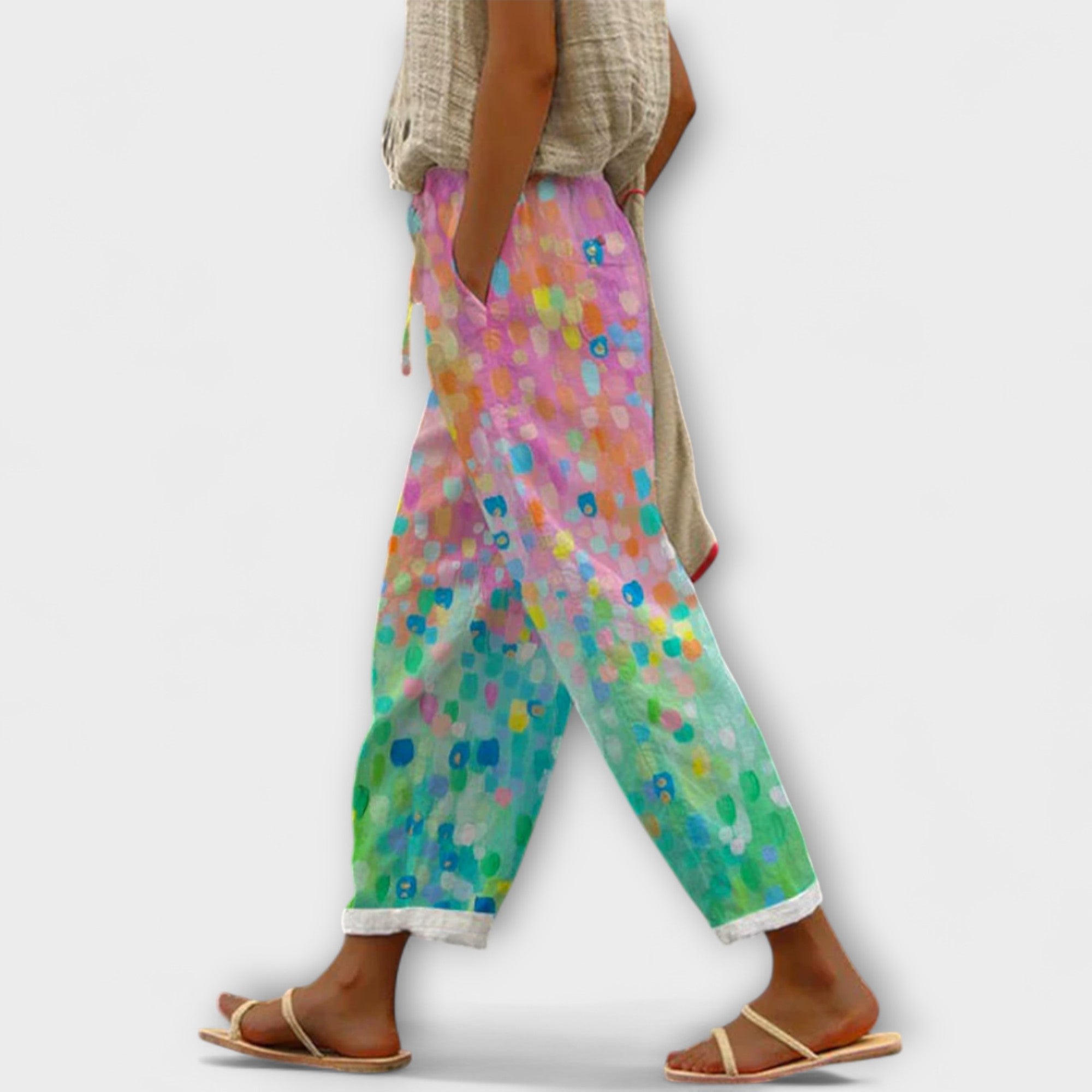 Daya™: caratteristico negozio casual