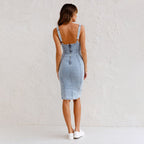 Elora™ – Denimkjole med V-udskæring