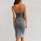 Elora™ – Denimkjole med V-udskæring