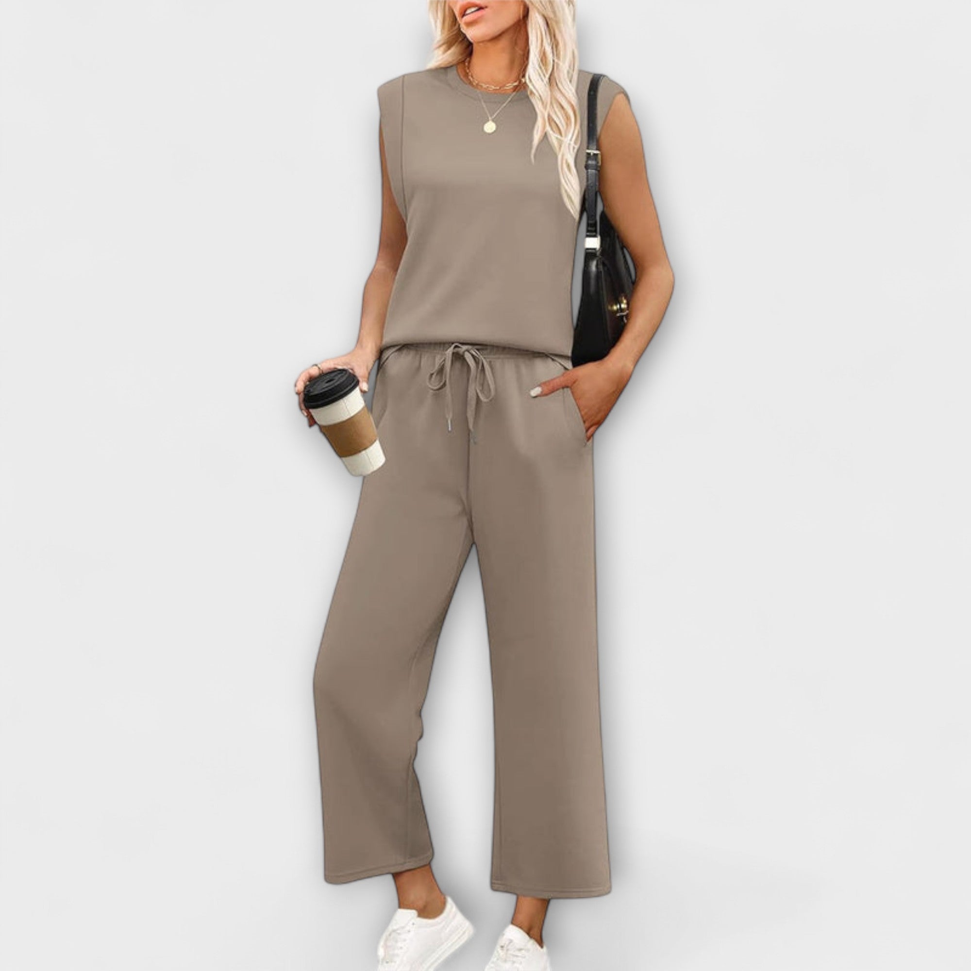 Lourdes - Elegante to-stykket damesæt