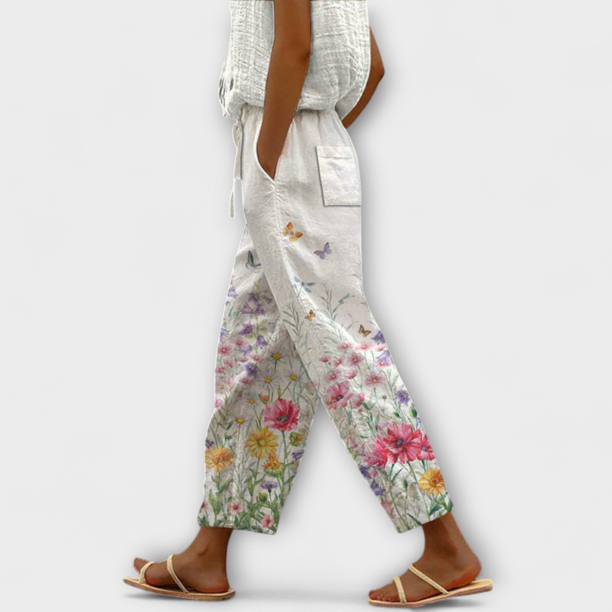 Daya™: caratteristico negozio casual